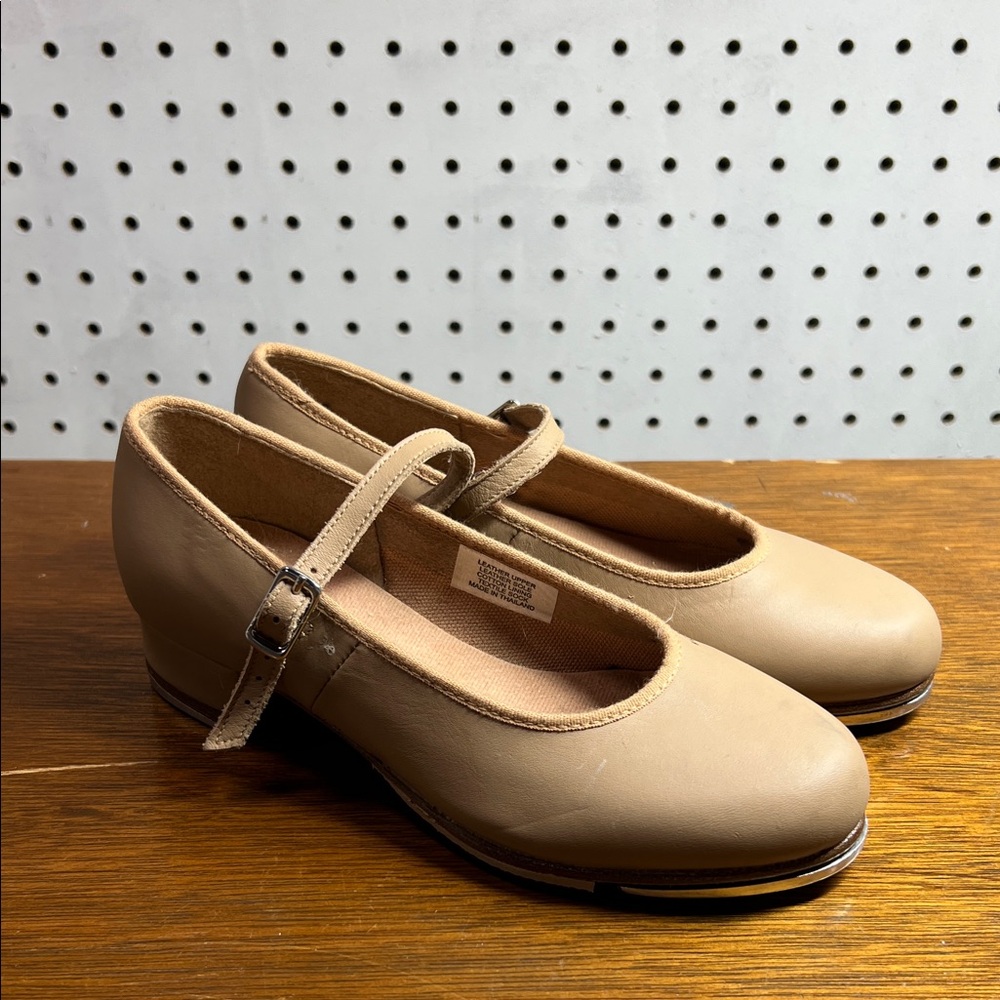 Bloch Children’s Tap On Leather Tap Shoes 1